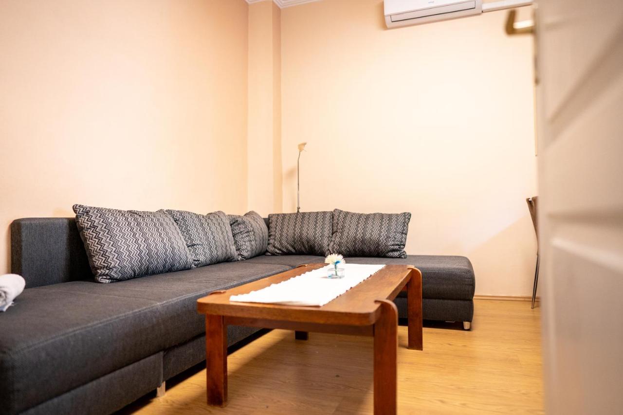 Apartment Of Koezraktar Boedapest Buitenkant foto